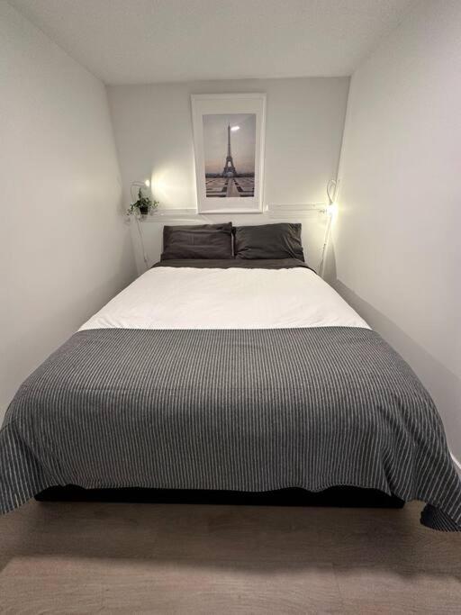 Apartamento Petite Main Street Haven Vancouver Exterior foto