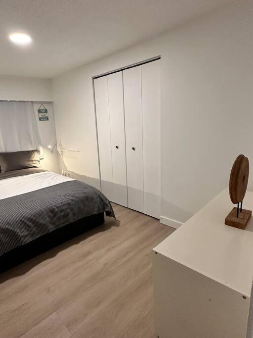 Apartamento Petite Main Street Haven Vancouver Exterior foto
